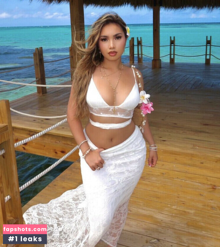 Julianarmah gallery photo #24