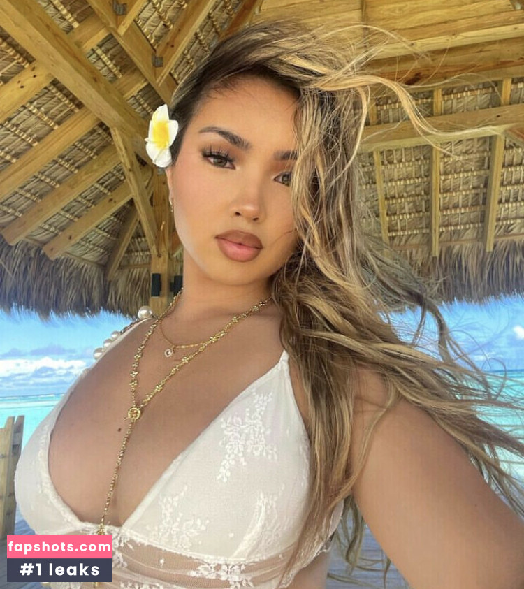 Julianarmah gallery photo #25