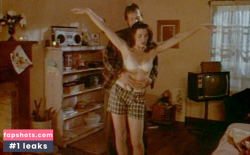 Julianna Margulies Nude Leaks OnlyFans Photos #18 - LeakJerk