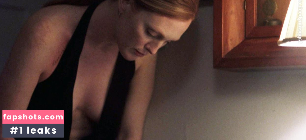 Julianne Moore gallery photo #126