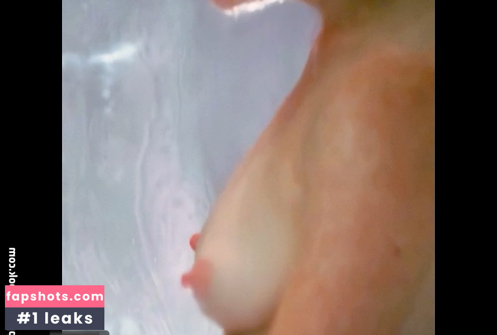 Julianne Moore gallery photo #49