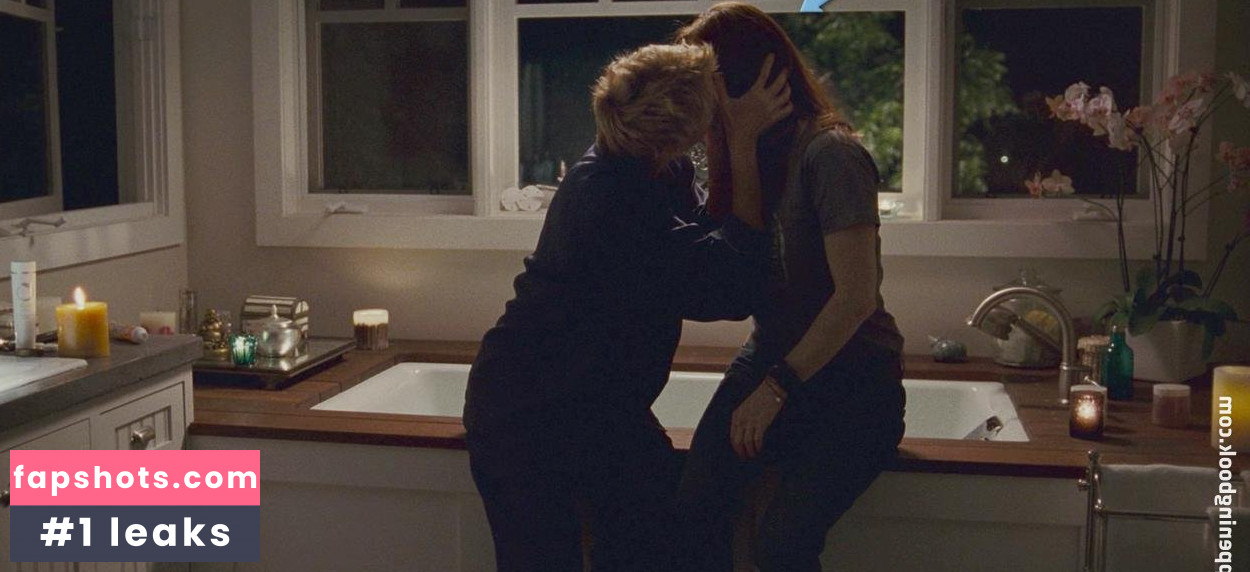 Julianne Moore gallery photo #78