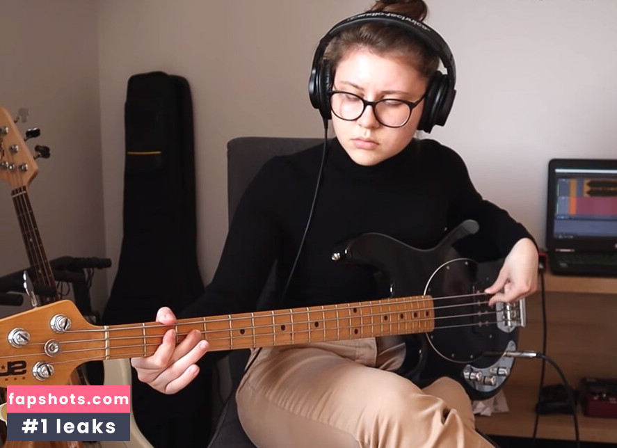 juliaplaysgroove gallery photo #5