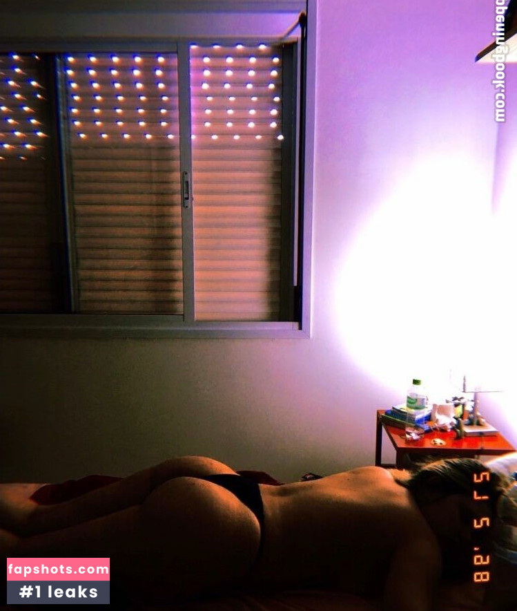 Juliartt gallery photo #2