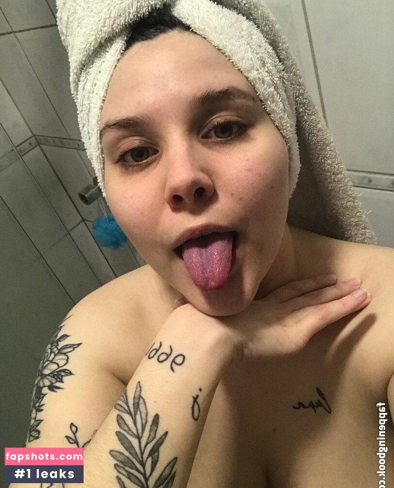 Juliartt gallery photo #25