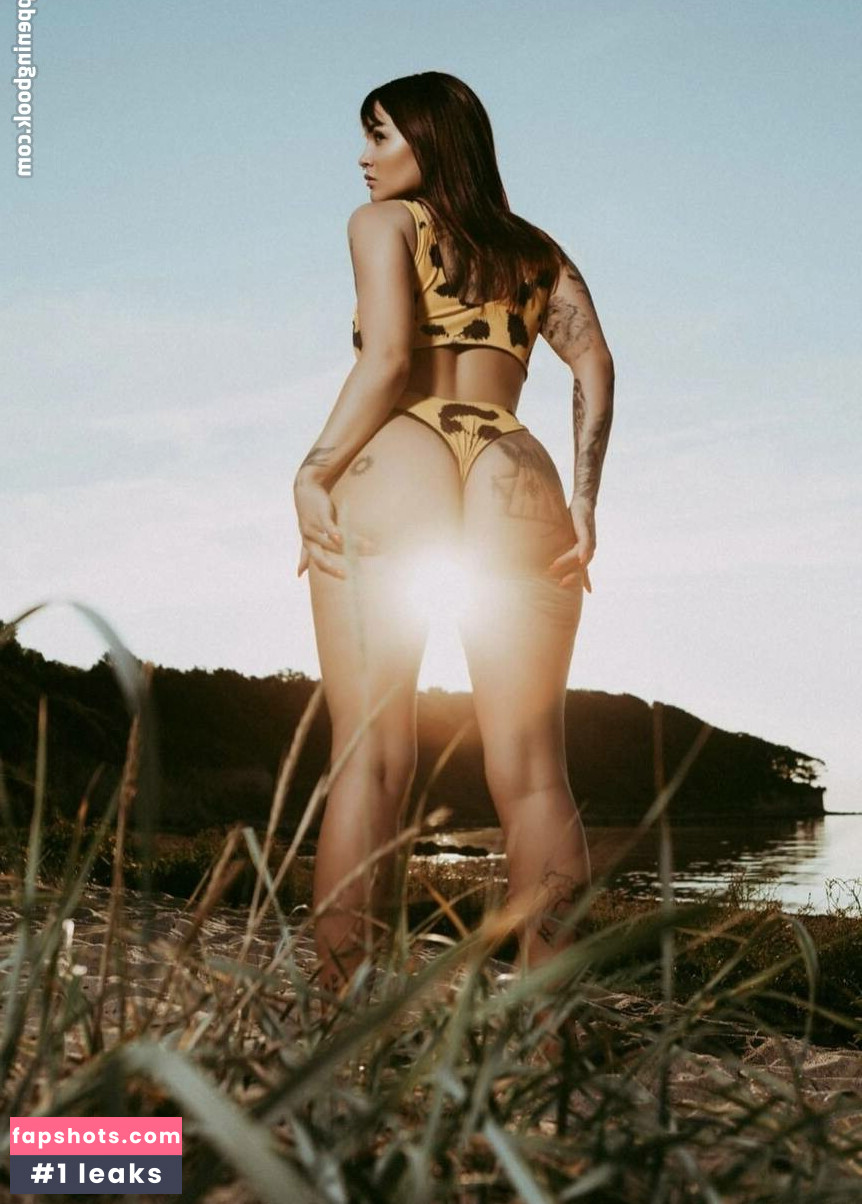 Julie Bischoff gallery photo #6