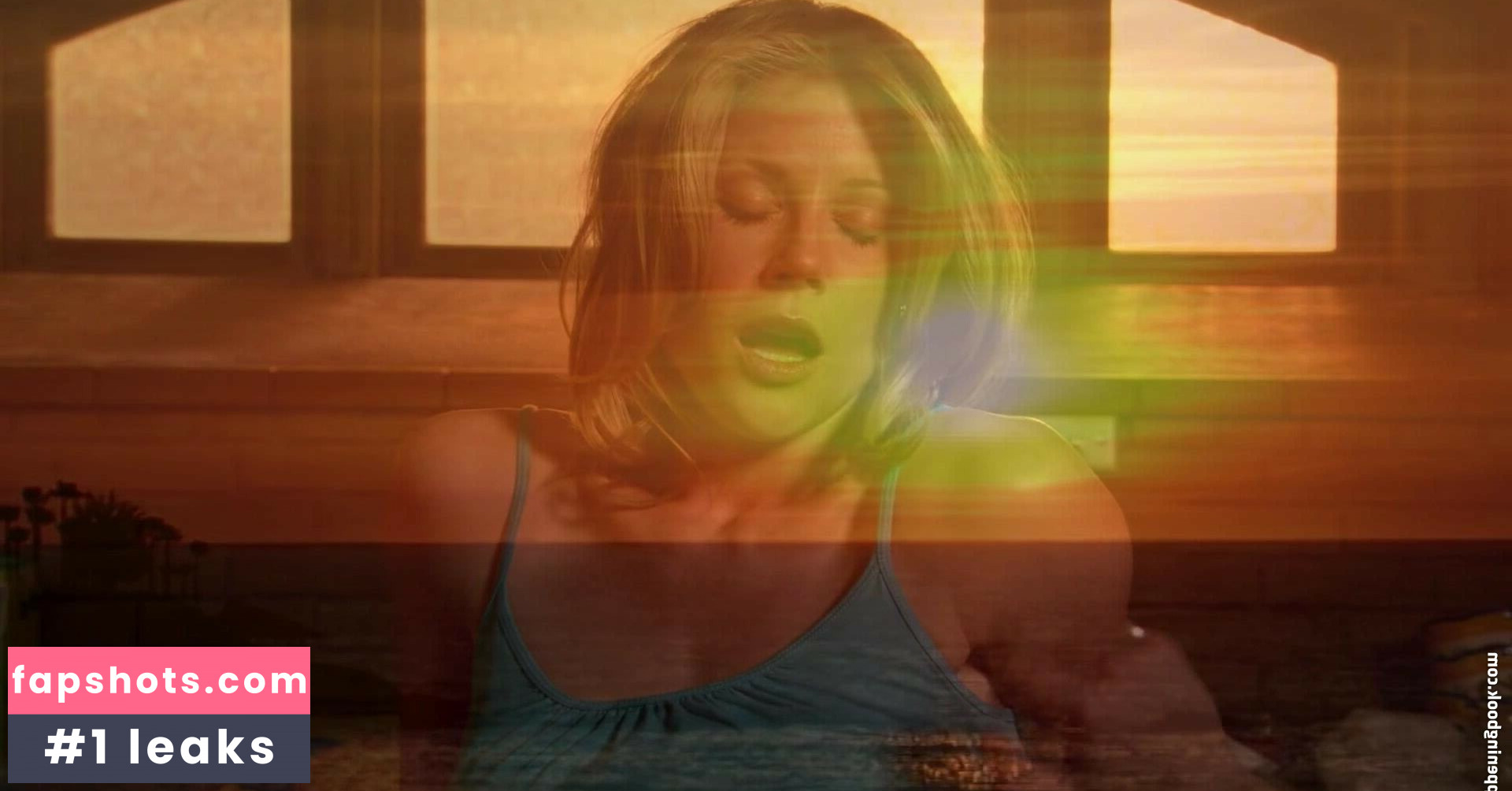 Julie Bowen gallery photo #16