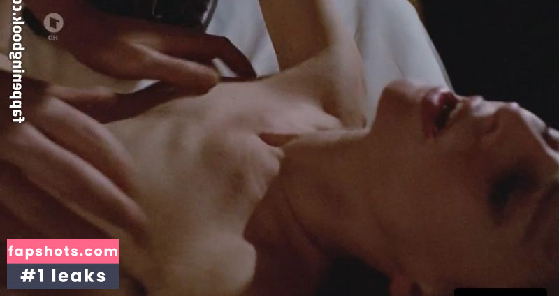 Julie Christie Nude Leaks OnlyFans Photos #41 - LeakJerk