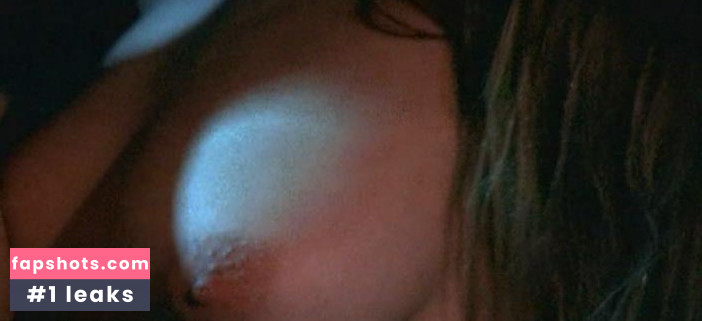 Julie Cialini gallery photo #5