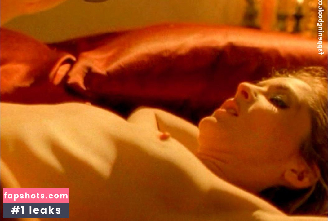 Julie Clay gallery photo #3