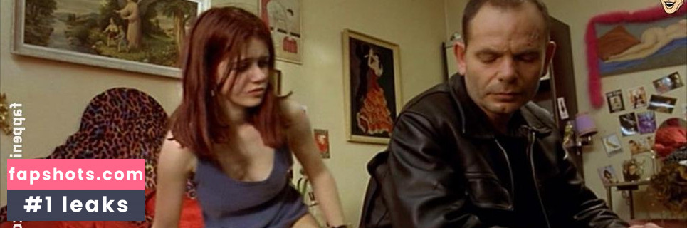 Julie Delarme nude babe gallery