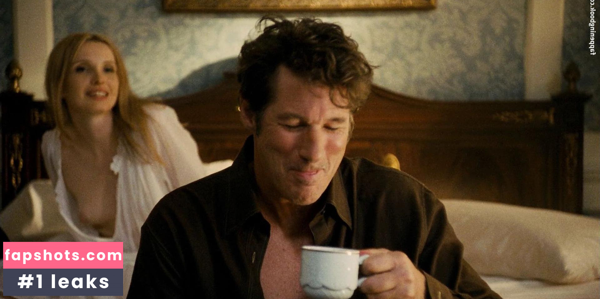 Julie Delpy nude babe gallery