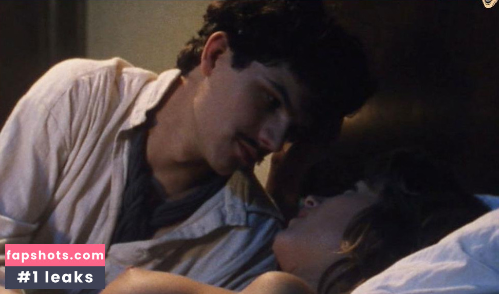 Julie du Page gallery photo #13