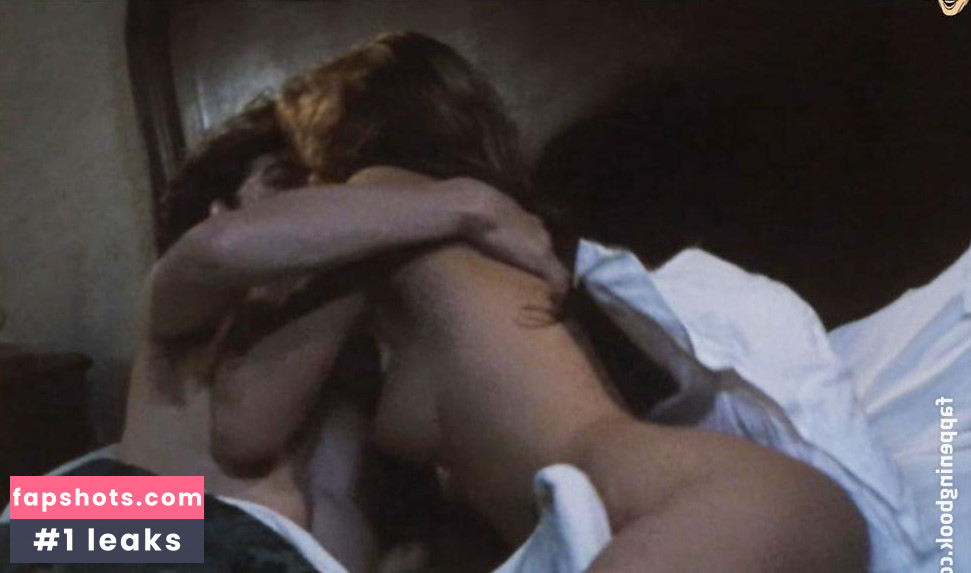 Julie du Page gallery photo #15