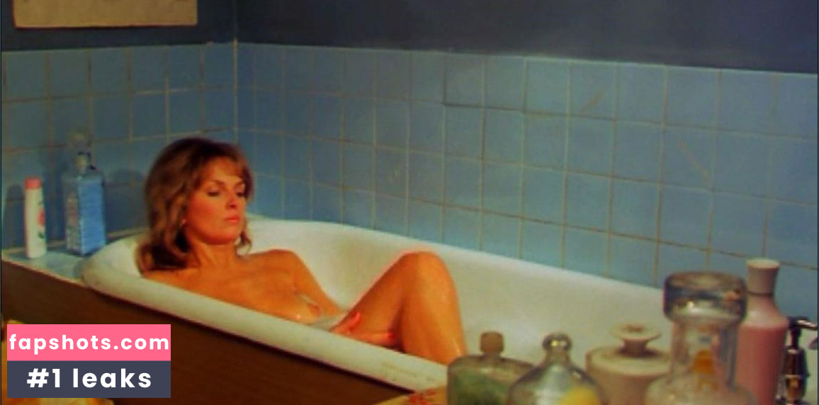 Julie Ege gallery photo #11