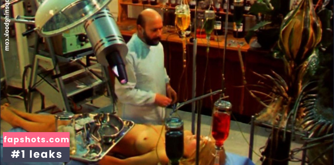 Julie Ege gallery photo #12