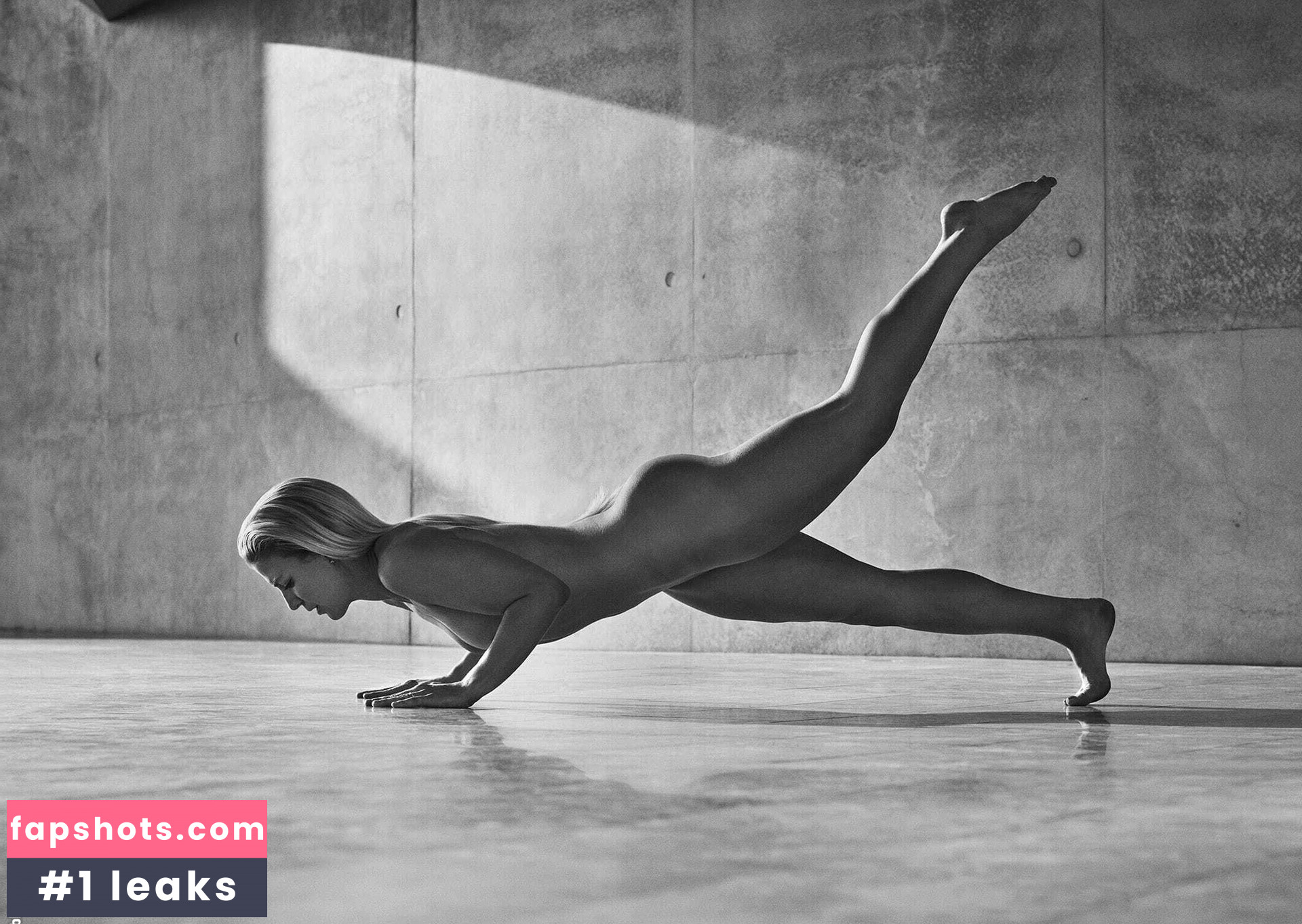 Julie Ertz Nahé úniky fotek pouze od fanoušků #9 - Fapshots