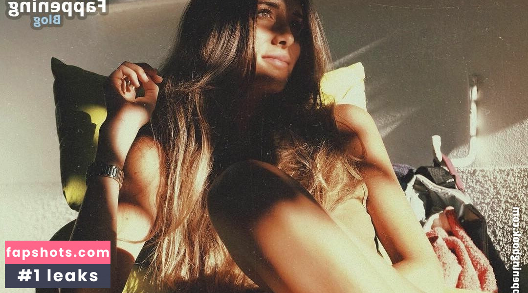 Julie Ferreri gallery photo #22