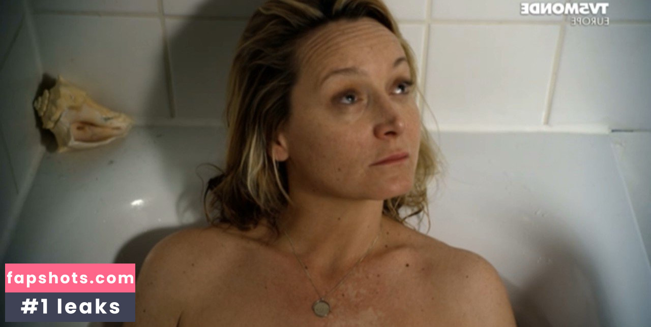 Julie Ferrier gallery photo #6