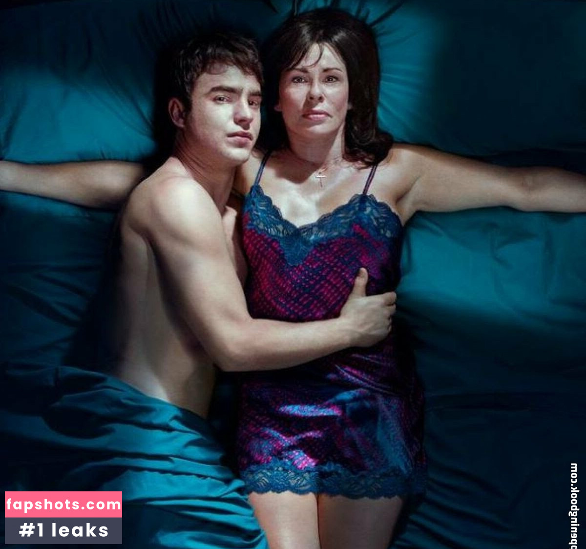 Julie Graham gallery photo #17