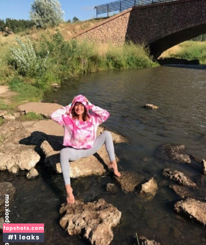 Julie K. Smith gallery photo #8