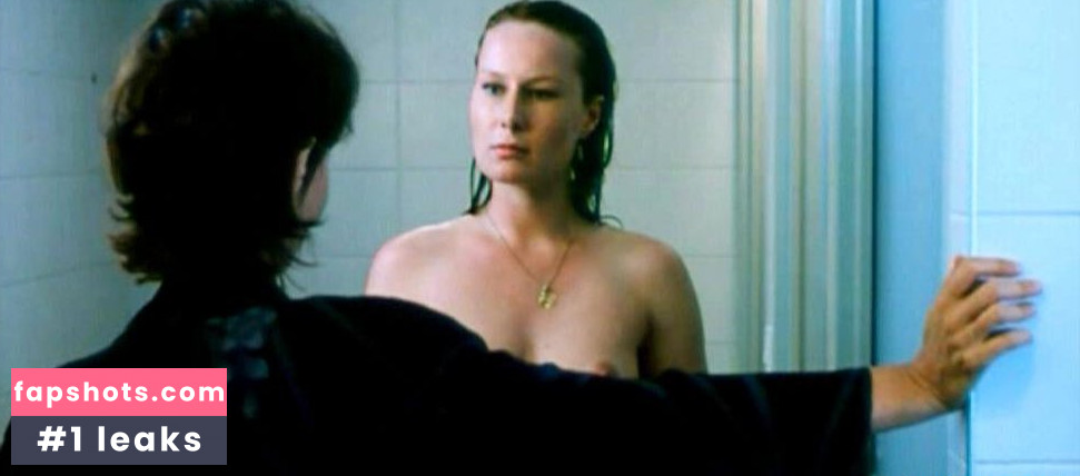 Julie Marboeuf gallery photo #7