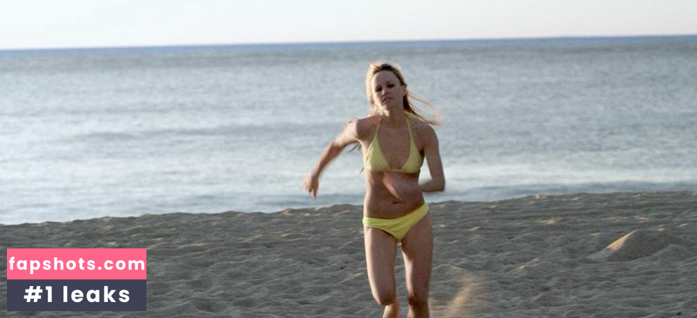 Julie Marie Berman gallery photo #4