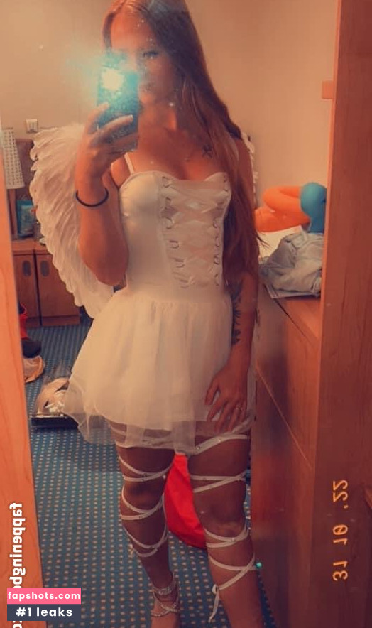 Julie Nance gallery photo #2