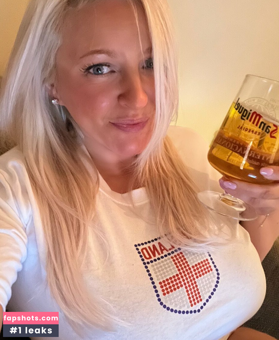 Julie Nude Leaks OnlyFans Photos #17 - Fapshots