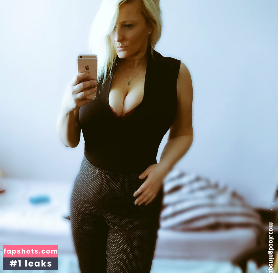 Julie Nude Leaks OnlyFans Photos #45 - Fapshots
