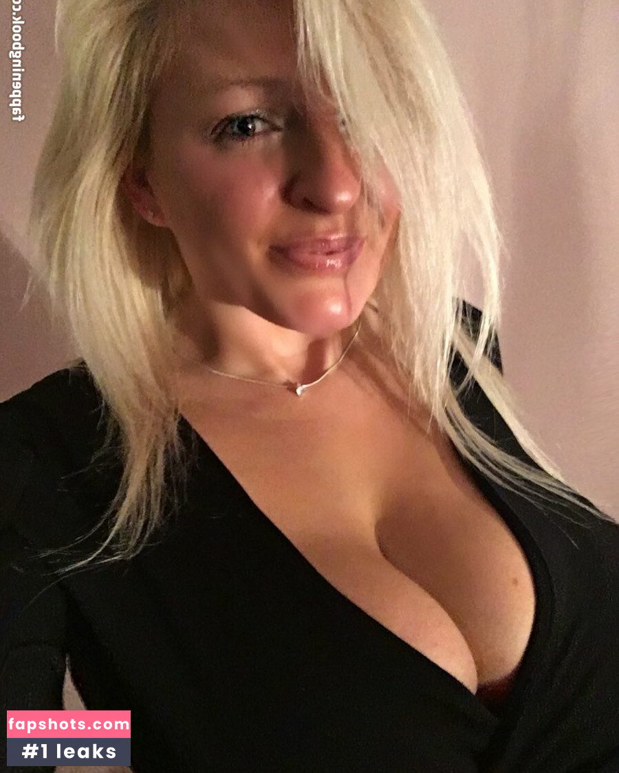 Julie Nude Leaks OnlyFans Photos #55 - Fapshots