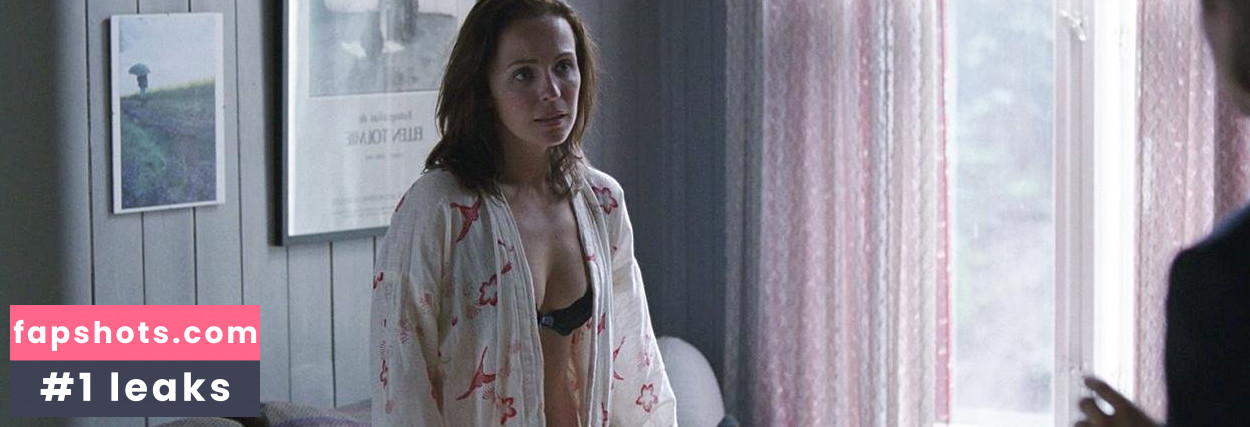 Julie Ølgaard gallery photo #2