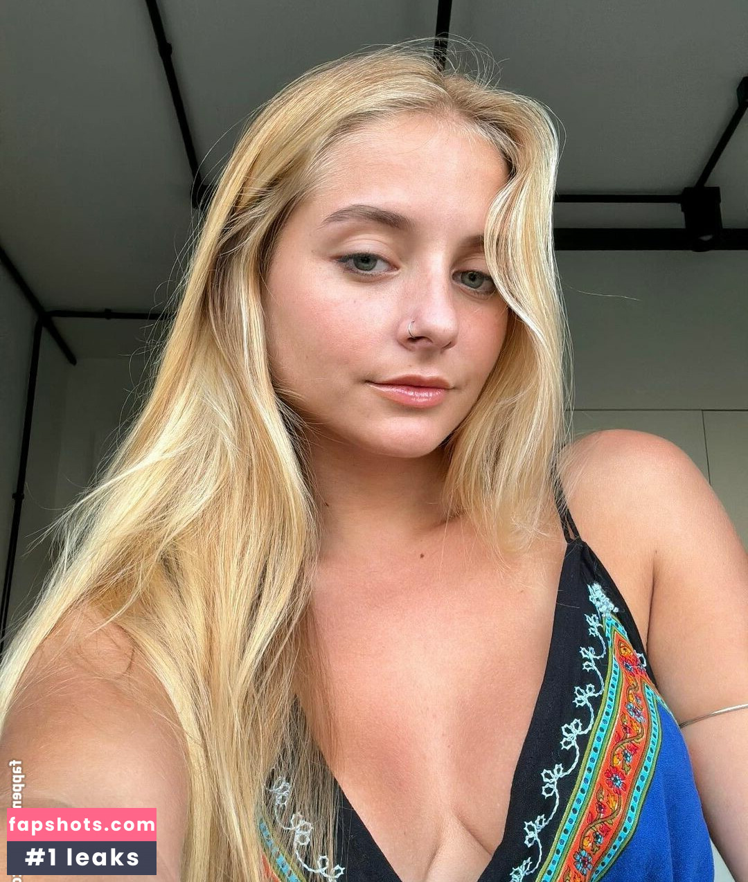 Julie Remoissenet Nude Leaks OnlyFans Photos #16 - LeakJerk