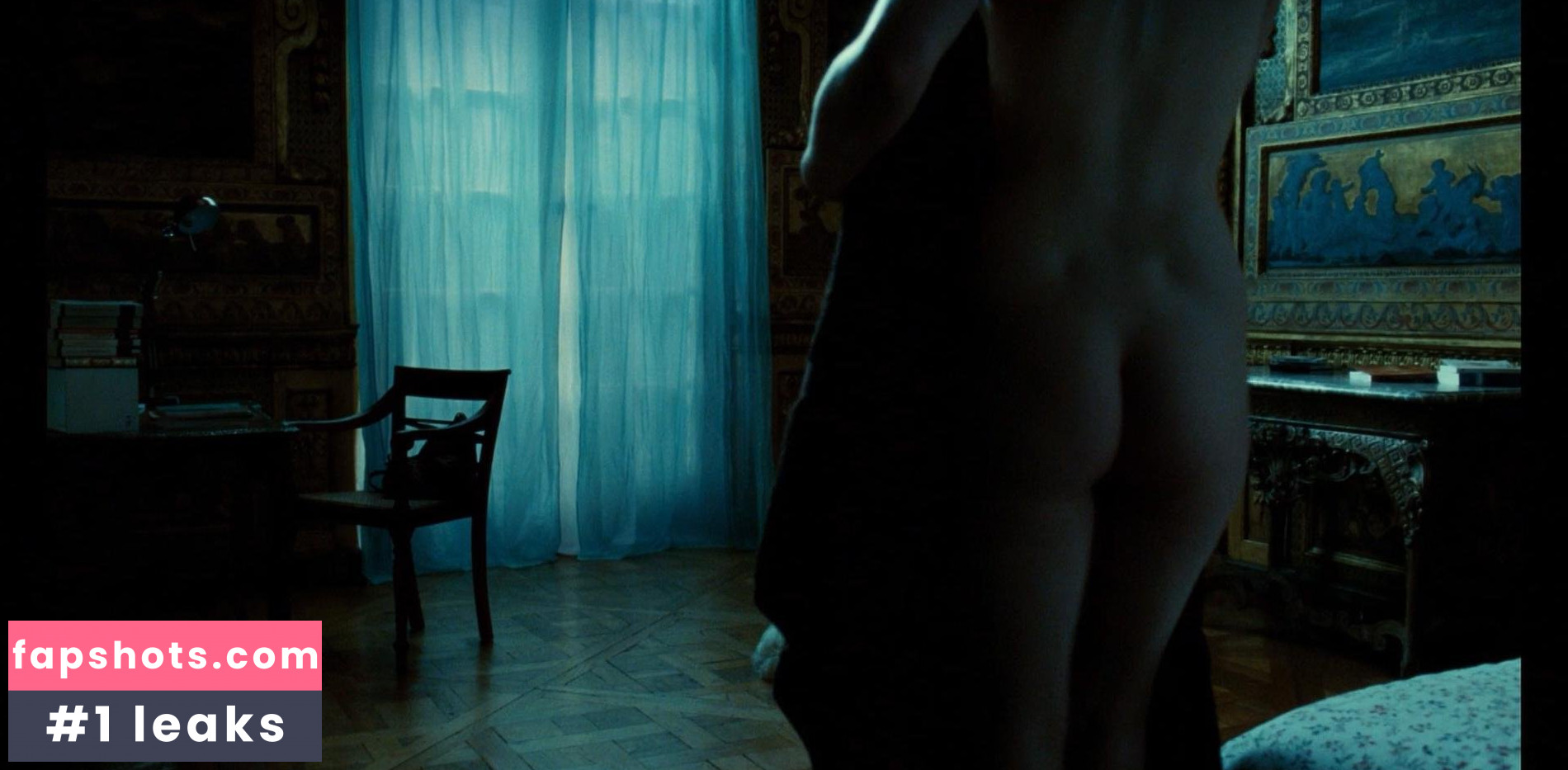 Julie Sokolowski gallery photo #12