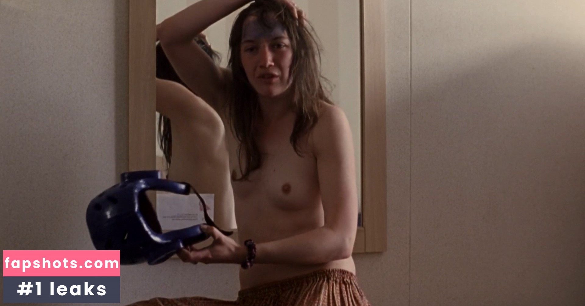 Julie Sokolowski gallery photo #6