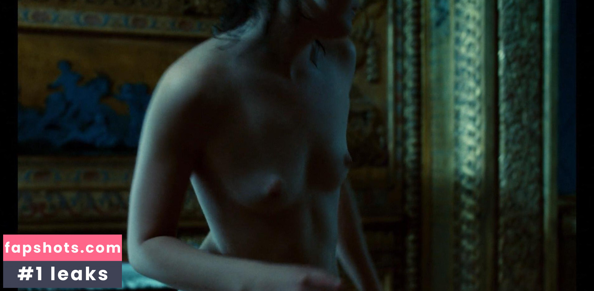 Julie Sokolowski nude babe gallery