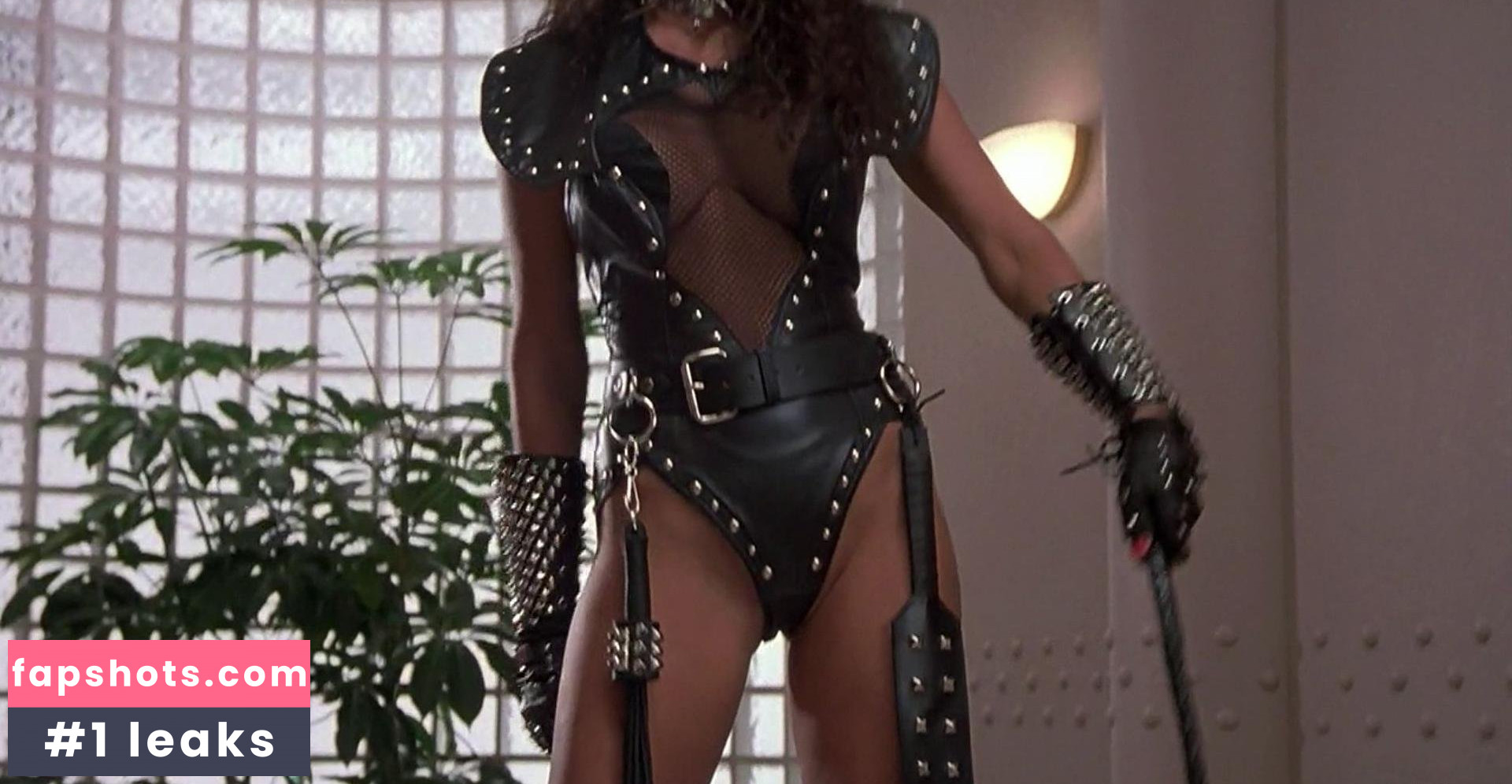 Julie Strain Nude Leaks OnlyFans Photos #174 - LeakJerk