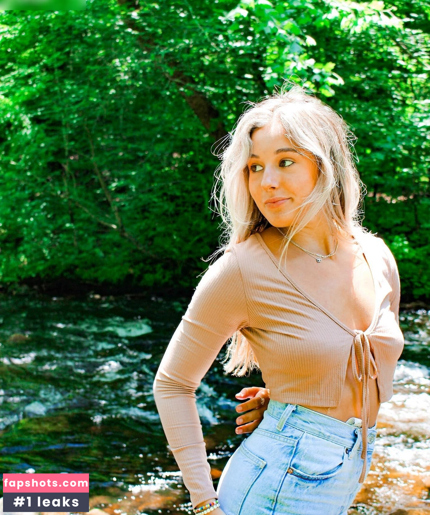 julie.tirado gallery photo #78