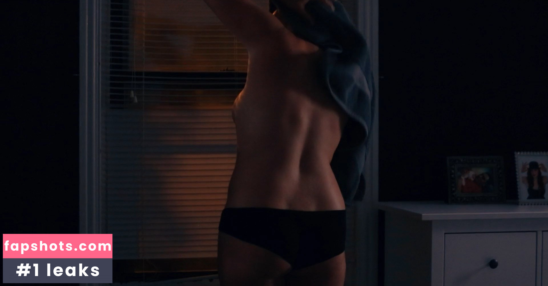 Julie Wagner gallery photo #4