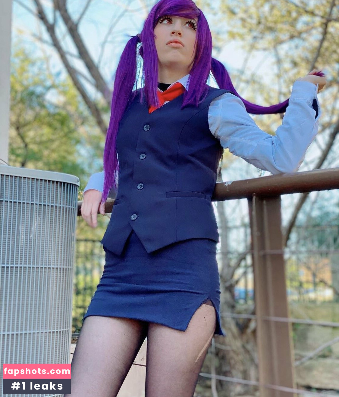 juliebugthethug gallery photo #8