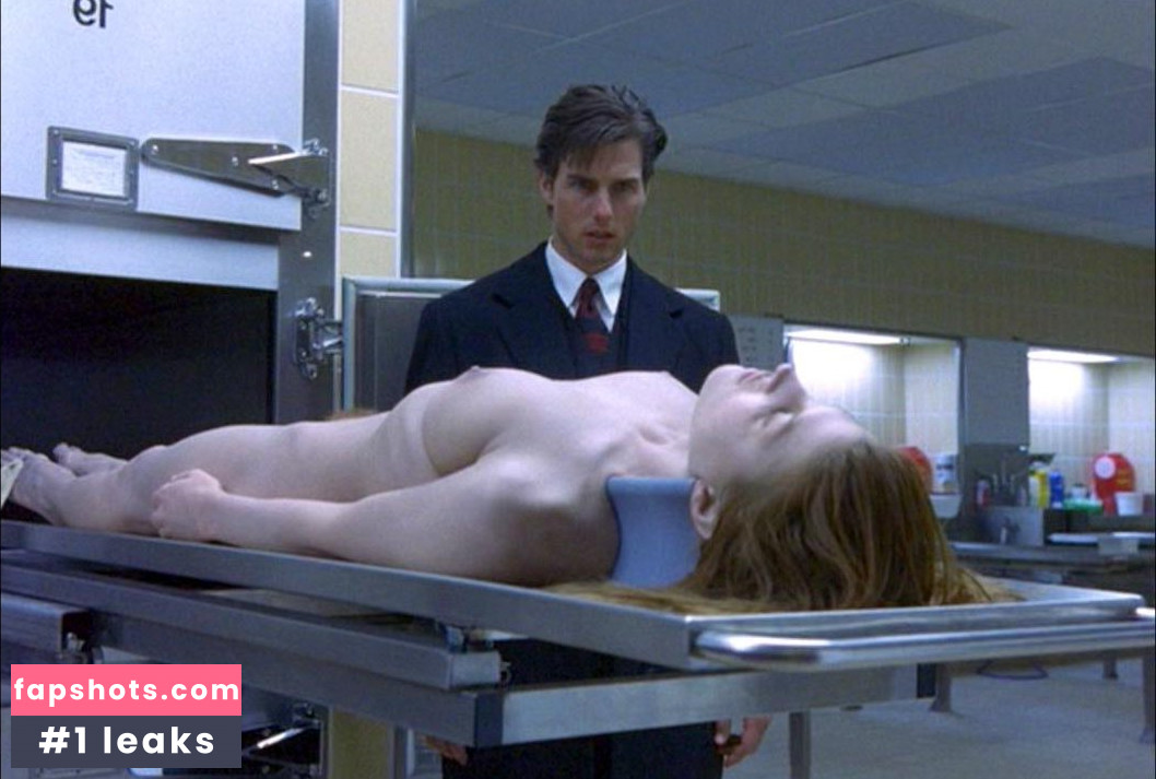 Julienne Davis gallery photo #25