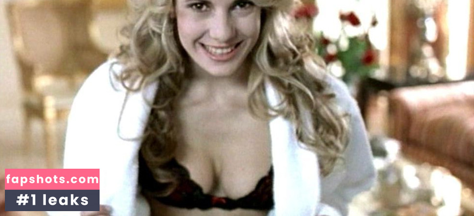 Julieta Cardinali gallery photo #7