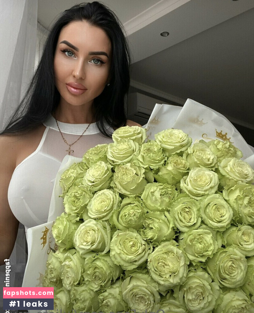 julieta_mur gallery photo #16