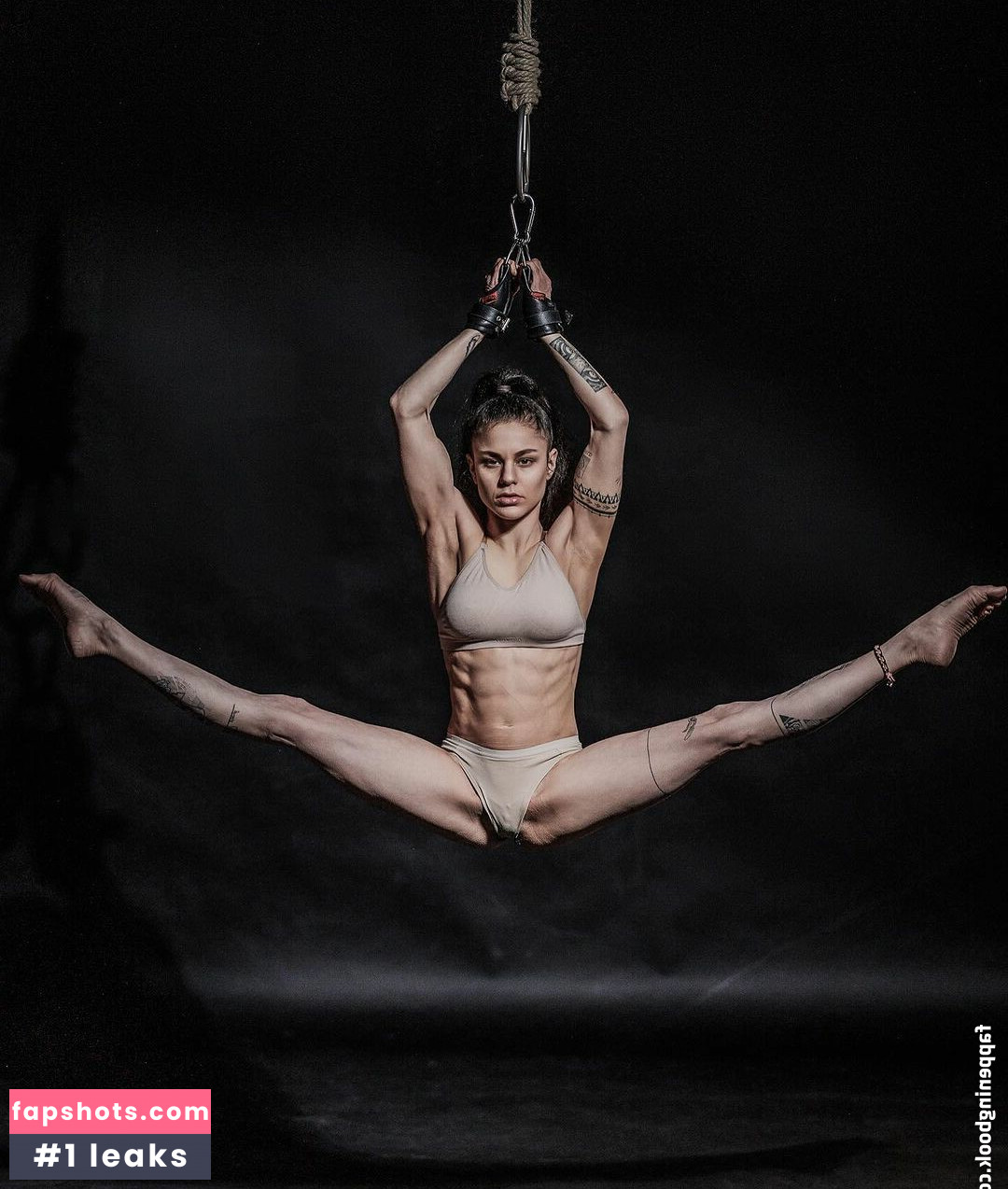 julieta_mur gallery photo #3