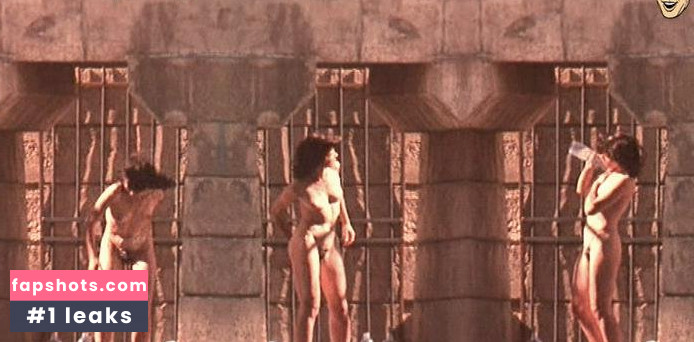 Juliette Binoche gallery photo #105