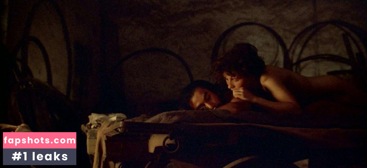 Juliette Binoche gallery photo #115