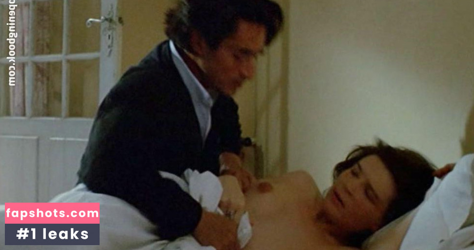 Juliette Binoche gallery photo #129