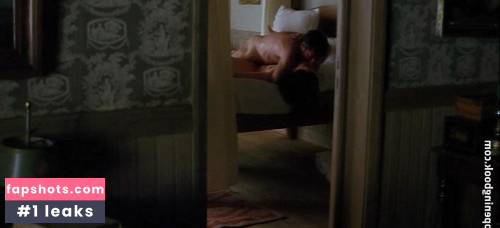 Juliette Binoche gallery photo #134