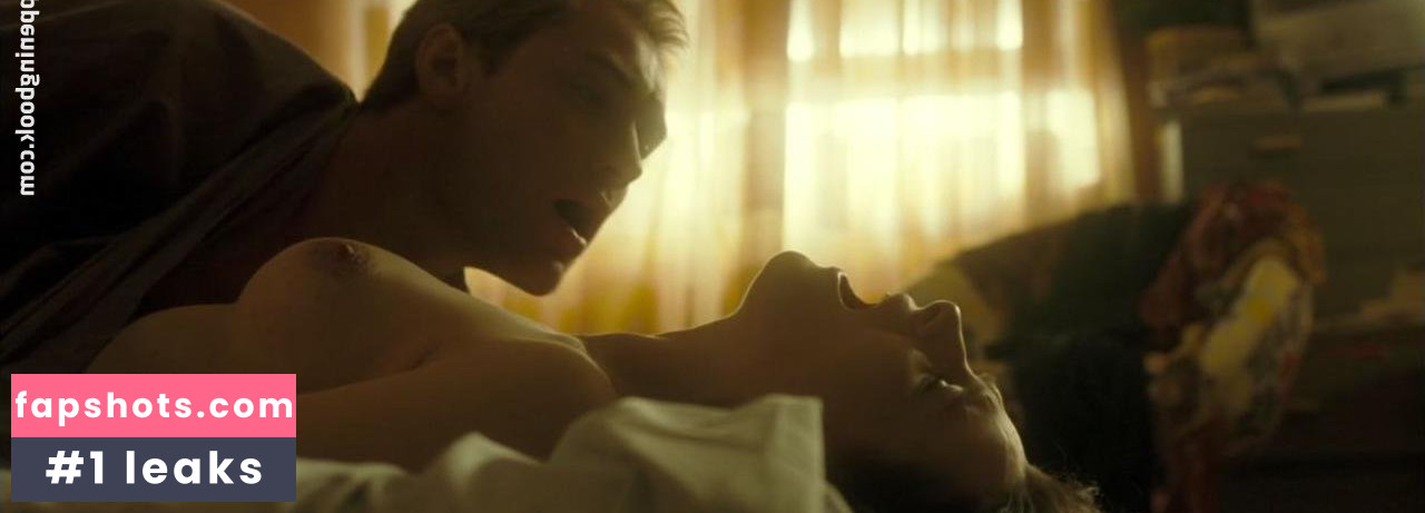 Juliette Binoche gallery photo #137