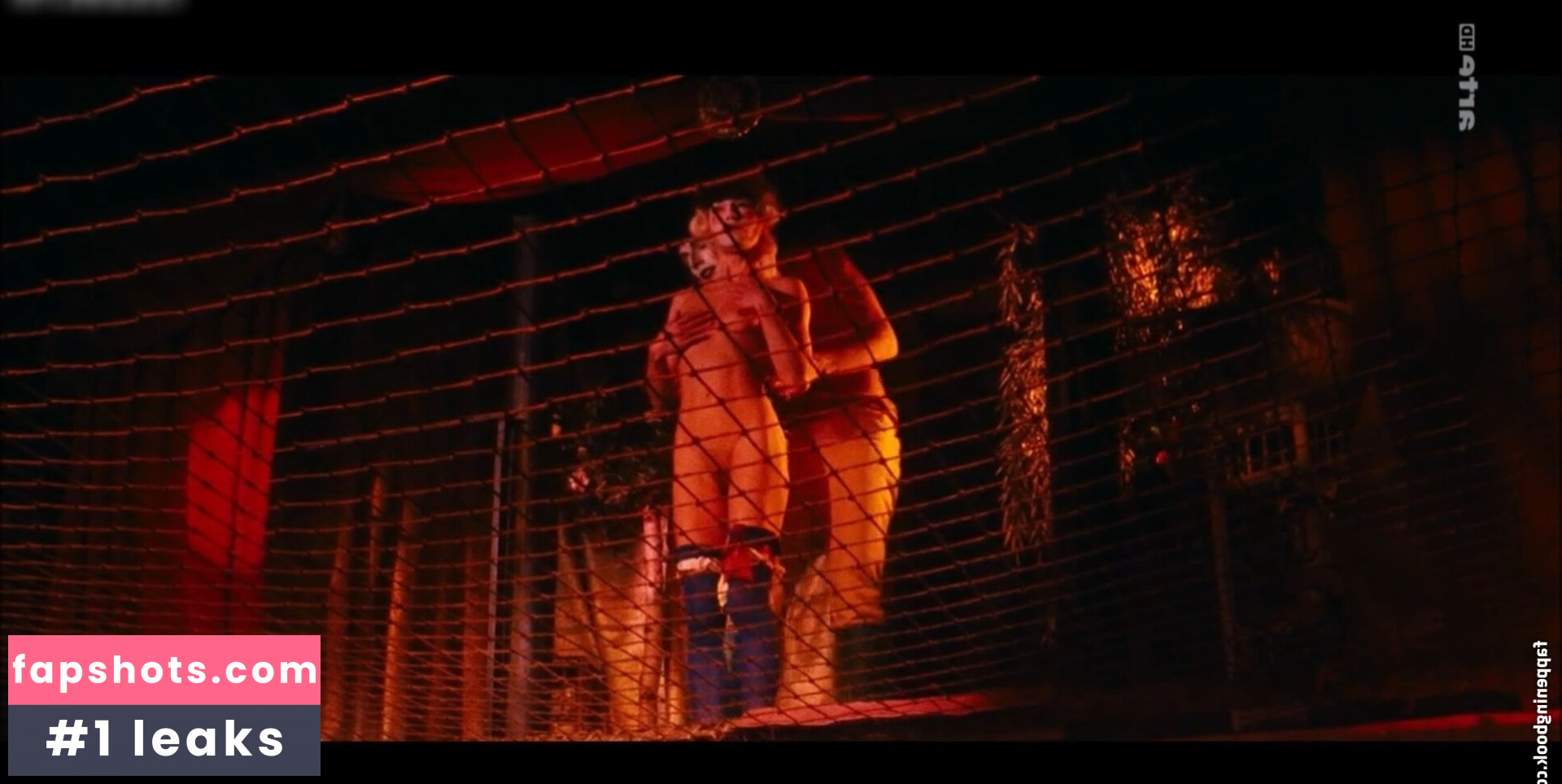 Juliette Binoche gallery photo #15